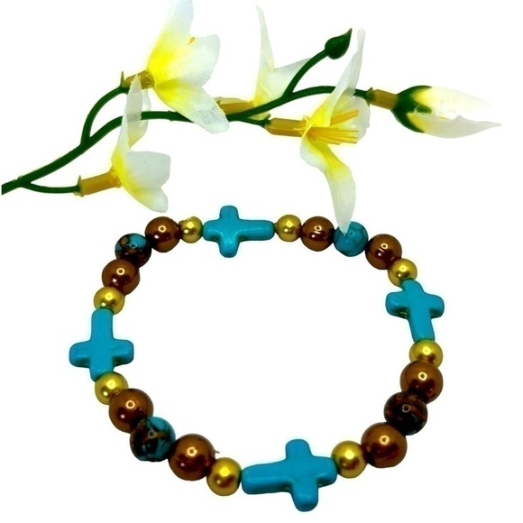 Handmade Turquoise Cross & Beads Stretchy Bracelet Length-7 1/4” - Picture 3 of 3
